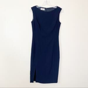 Margon Virgin Wool Navy Sleeveless Sheath Dress